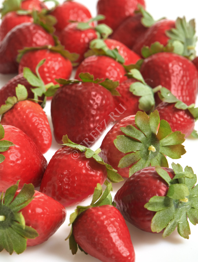 Ягоды Клубники в коробке фото
