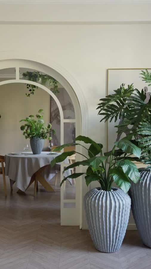 Кашпо TREEZ Effectory - Moho - Высокая Design-ваза - Дымчато-серый песок фото